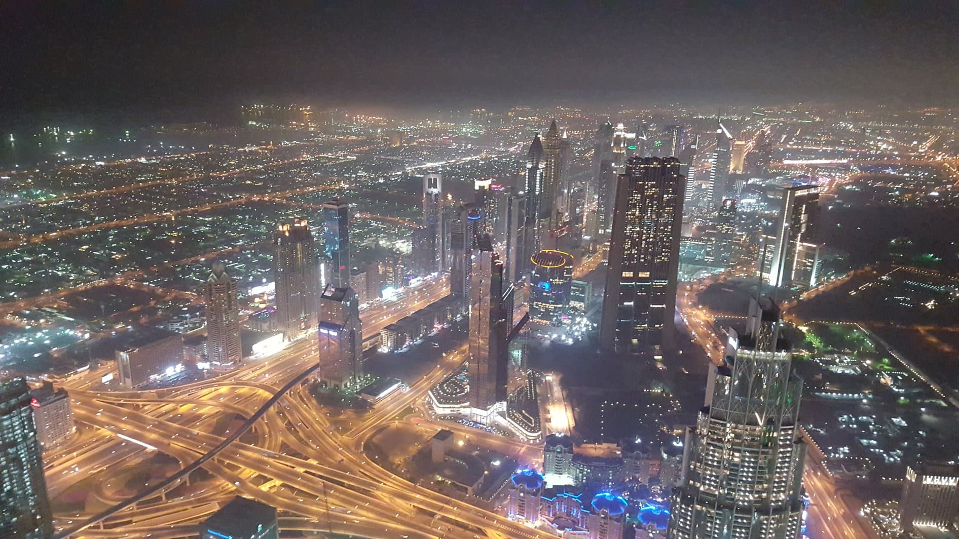 Momente din excursia în Emiratele Arabe Unite – fotografia 2