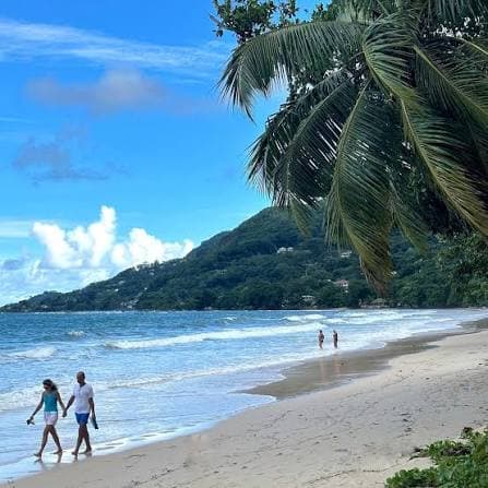 Plaja Beau Vallon