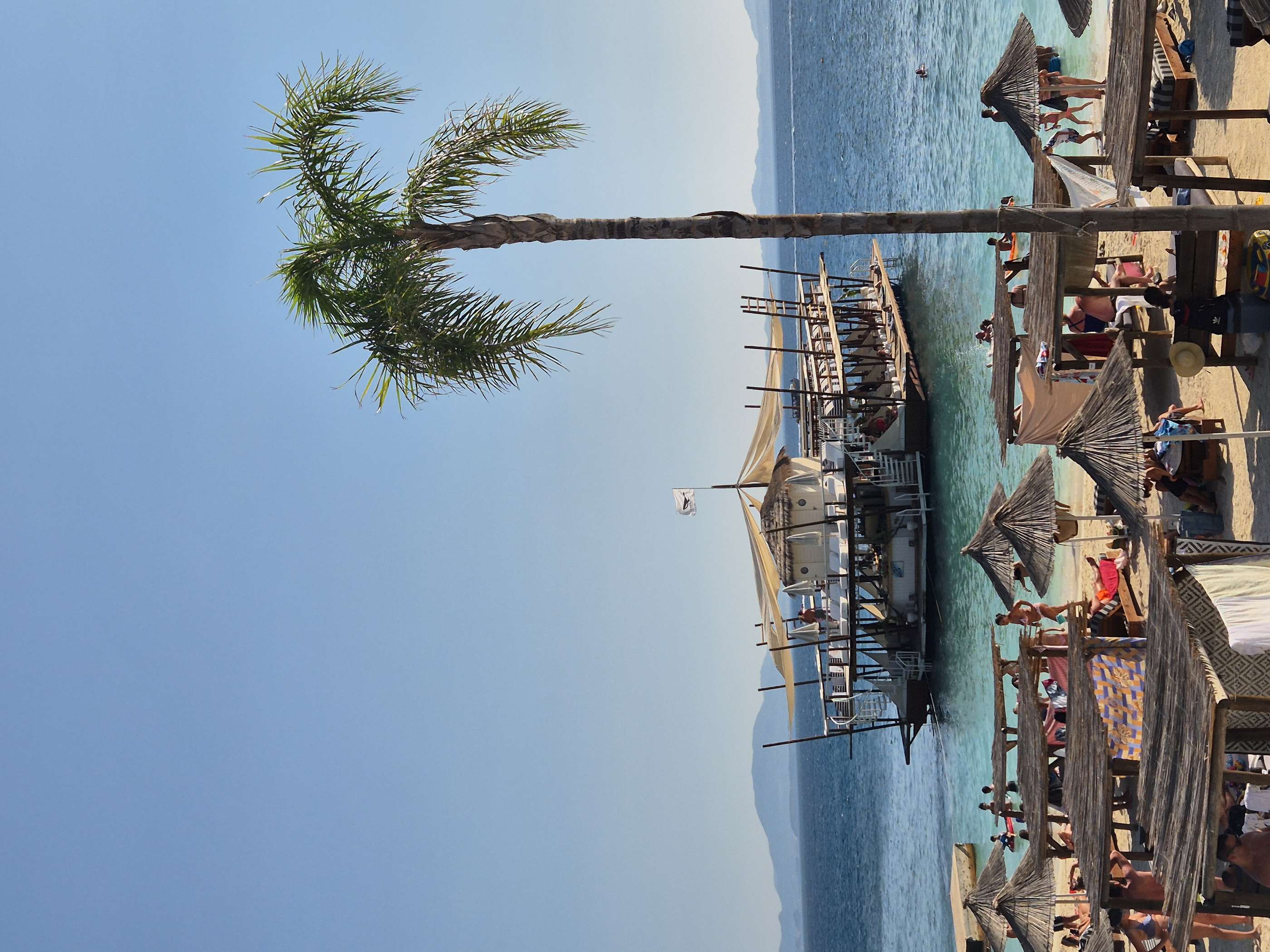 Nouă zile de plajă, aventură și istorie pe Riviera Albaneză